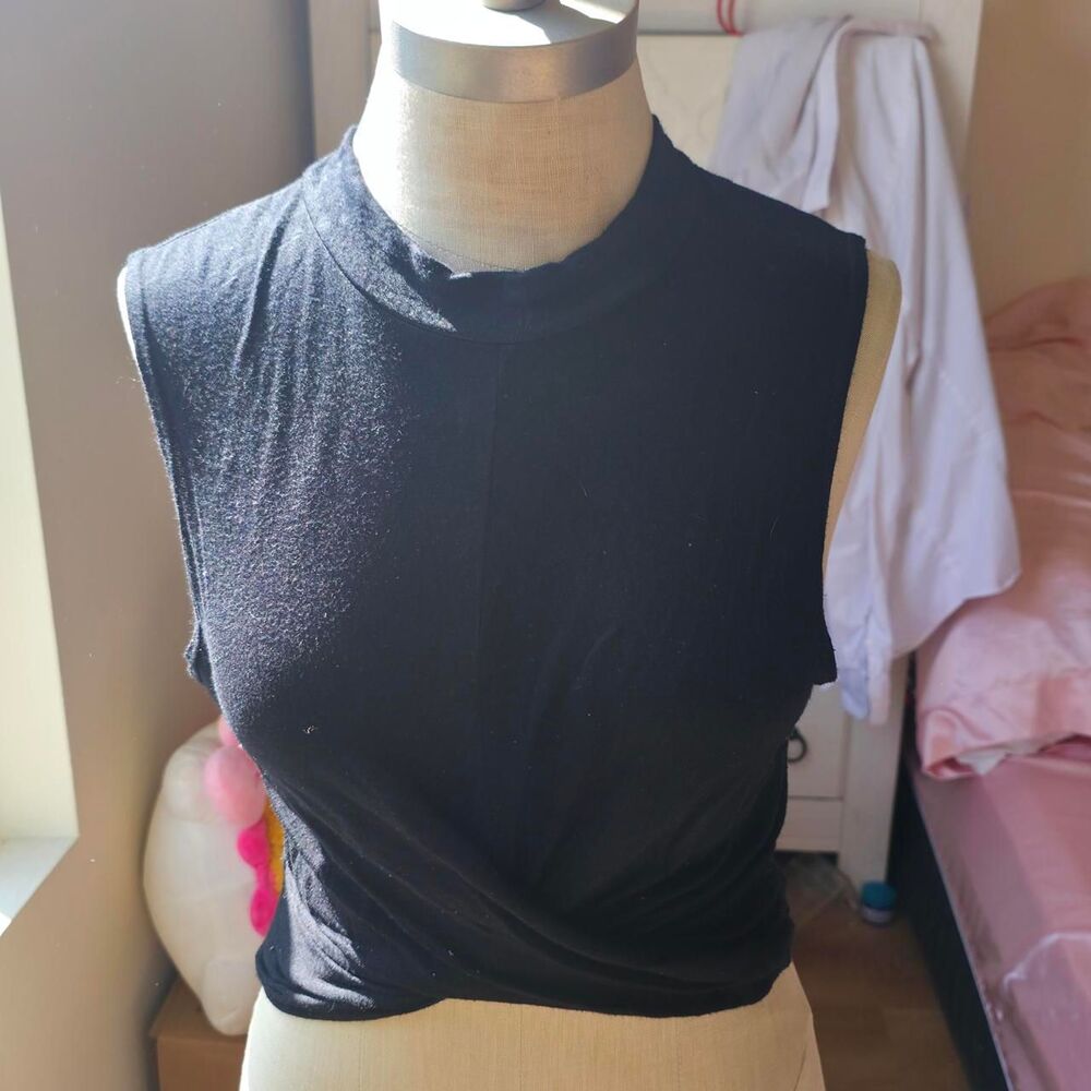 Topshop Women's Black Crop-top